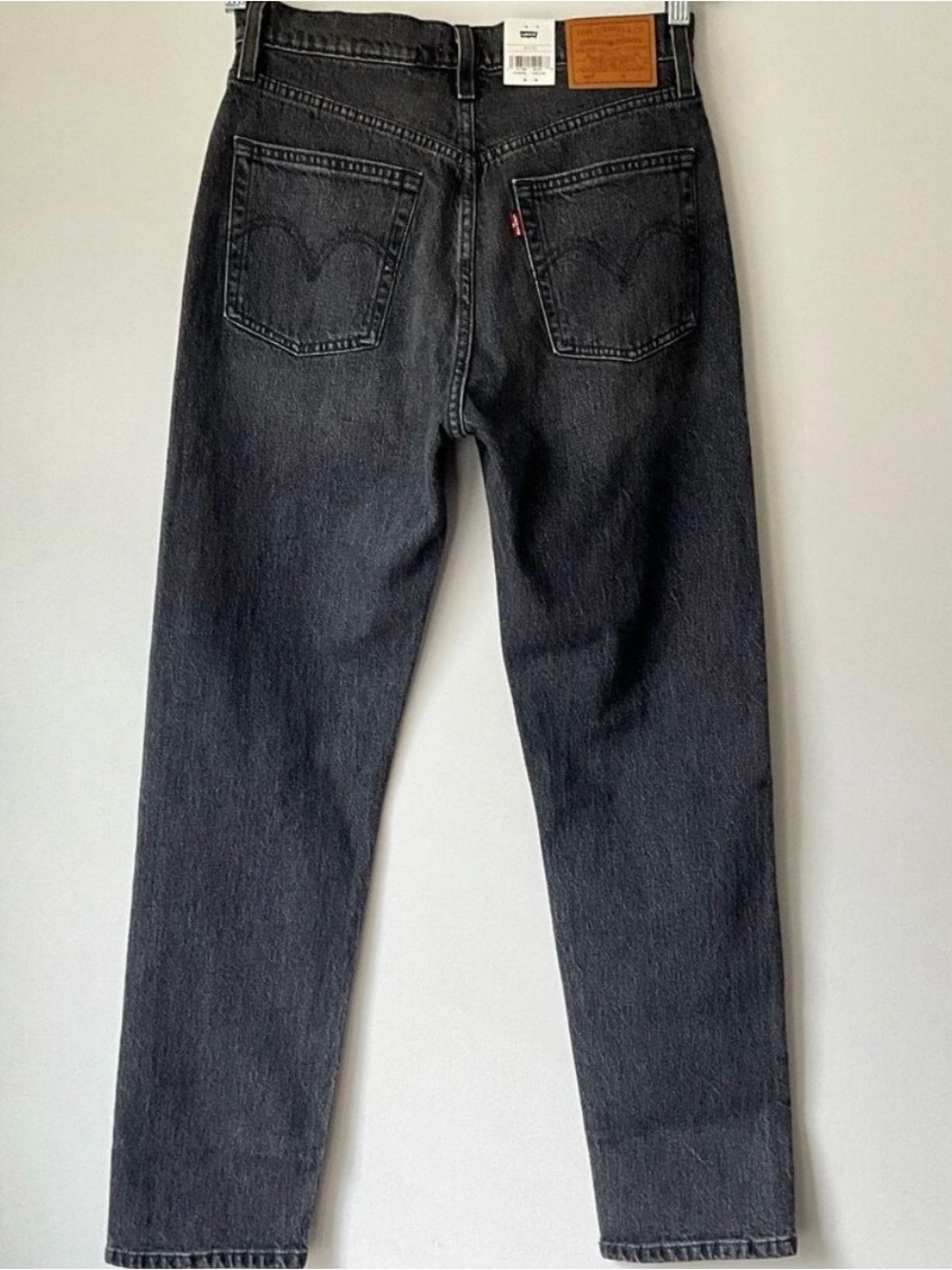 Levi's Premium 501 Crop Button Fly Straight Jeans 29 - Picture 3 of 3